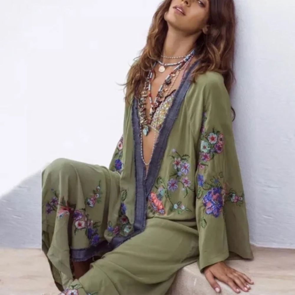 SOLD OUT Olive Floral Embroidered Cover Up Duster Kimono - Picture 2 of 9